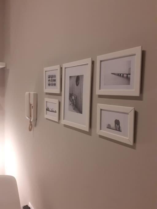 Μοντέρνο Διαμέρισμα - Stylish Appartment Loutraki Buitenkant foto